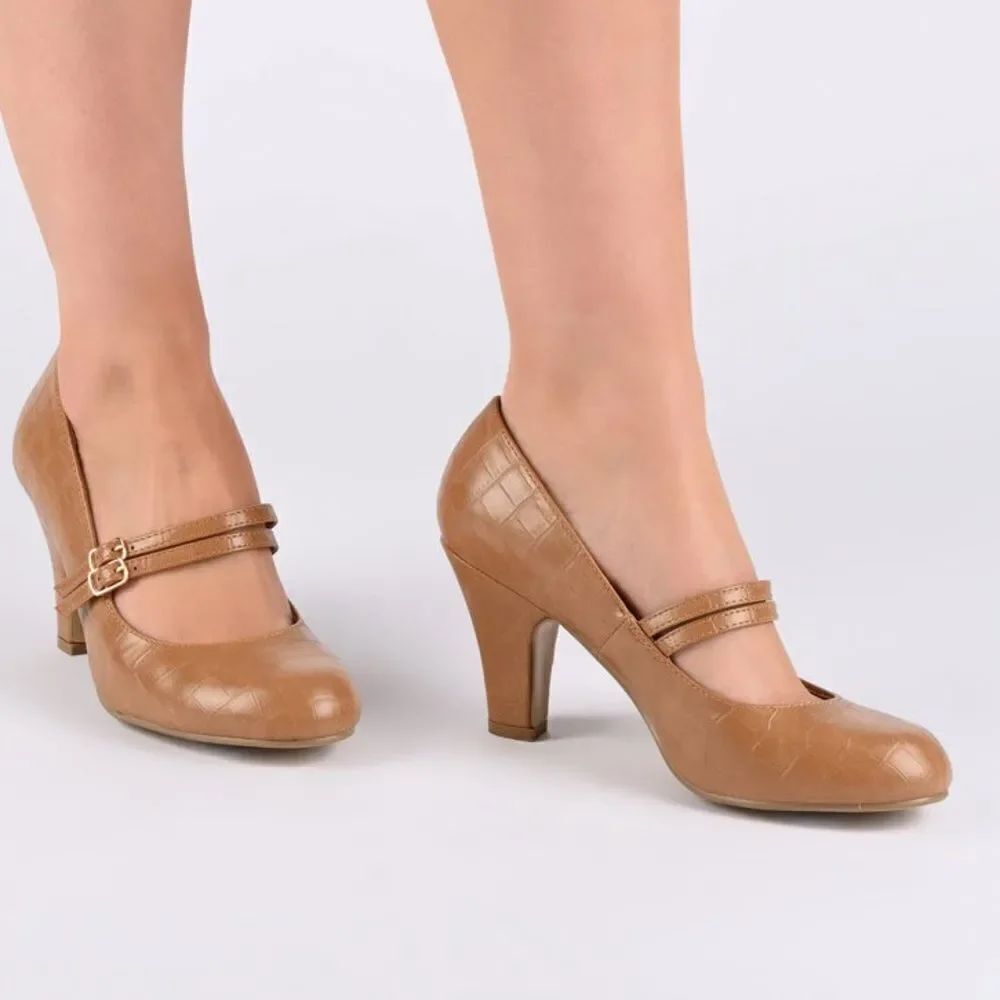 WINDY STATEMENT MARY JANE PUMP HEELS beige sz 11